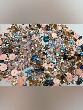 Loose Bead Lot Bag Jewelry Making Supplies Glass Wood Acrylic Shells 100 + piece